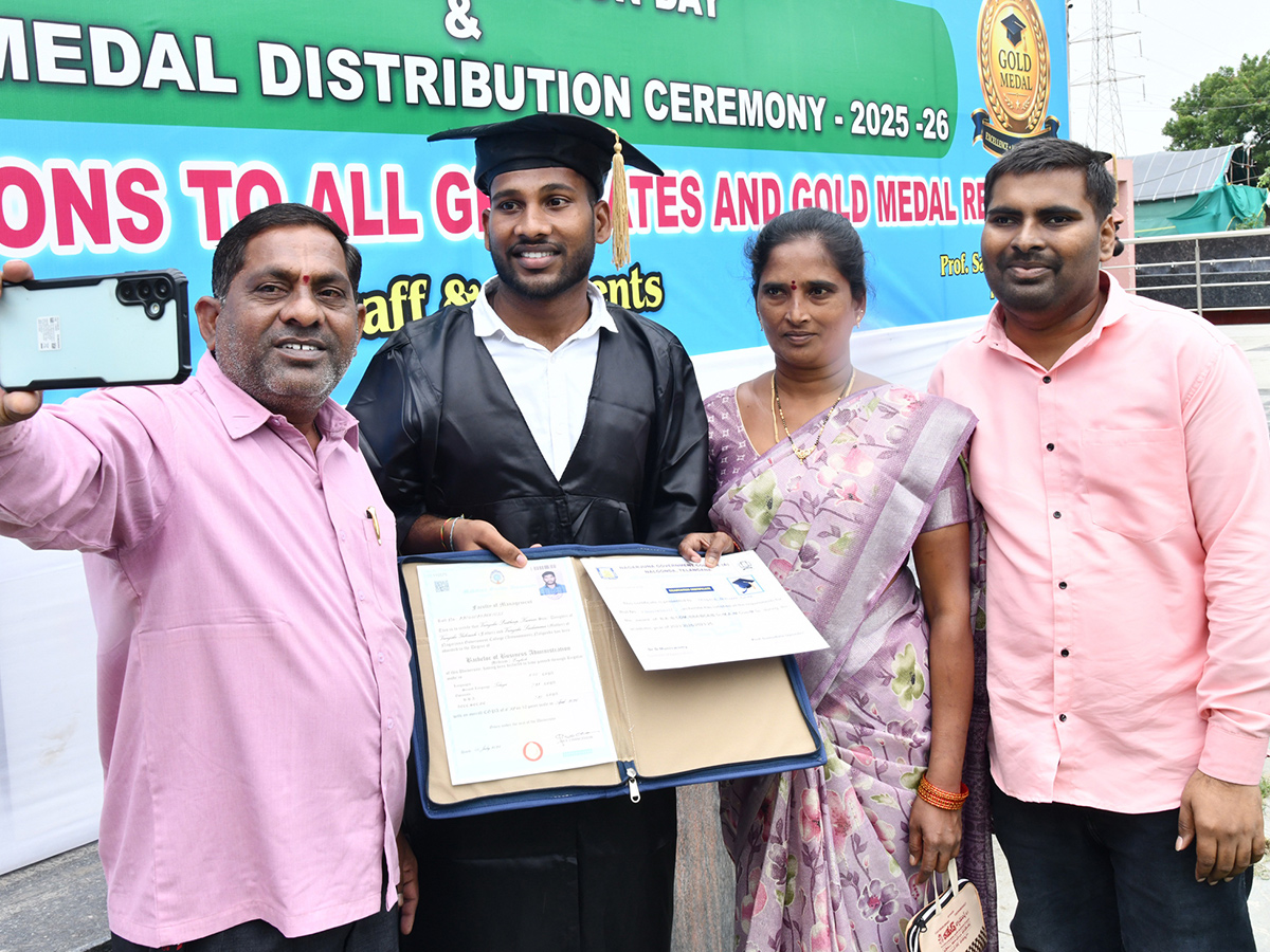 Nagarjuna_20Government_20College_20First_20Convocation_20At_20Nalgonda__20_283_29_0.jpg 3