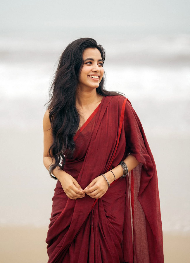Shivani_20Nagaram_20_2811_29.jpg 11