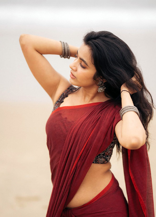 Shivani_20Nagaram_20_283_29.jpg 3