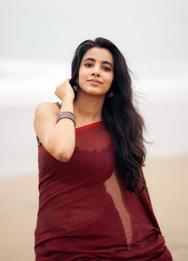 Shivani_20Nagaram_20_284_29.jpg 4