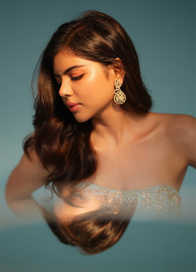 Actress_20Kalyani_20Priyadarshan_20Offer_20Ranveer_20Singh_20New_20Movie__20_289_29.jpg 9