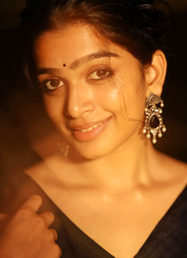 Ananthika_20Sanilkumar_20_282_29.jpg 2