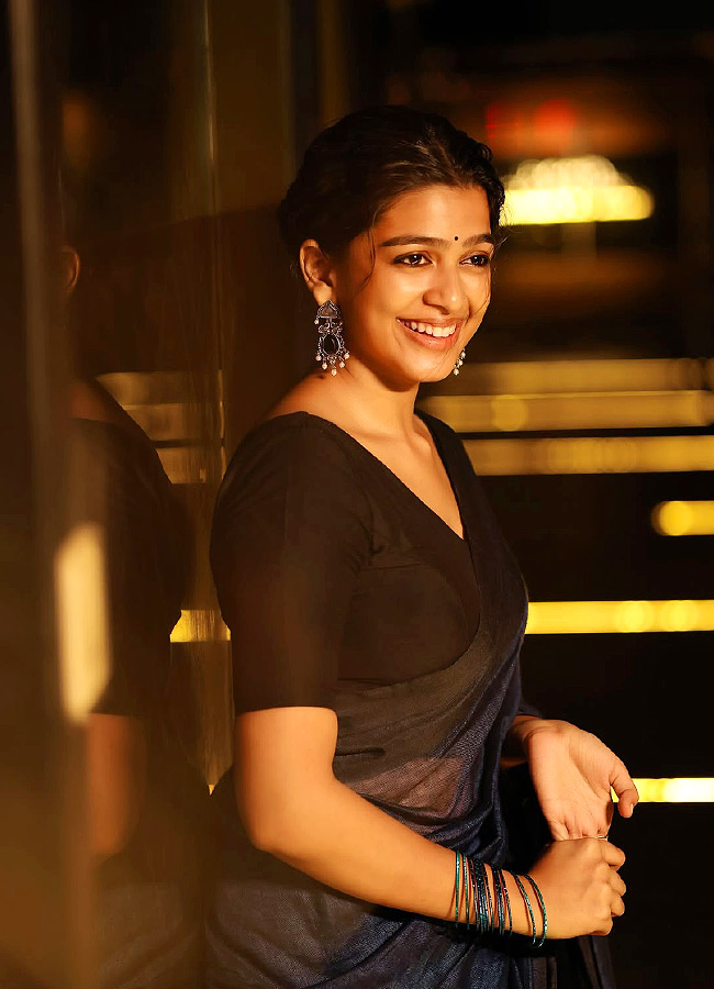 Ananthika_20Sanilkumar_20_286_29.jpg 6