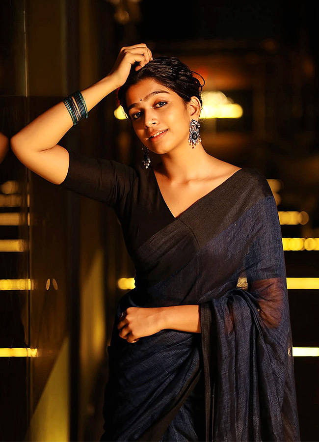 Ananthika_20Sanilkumar_20_289_29.jpg 9