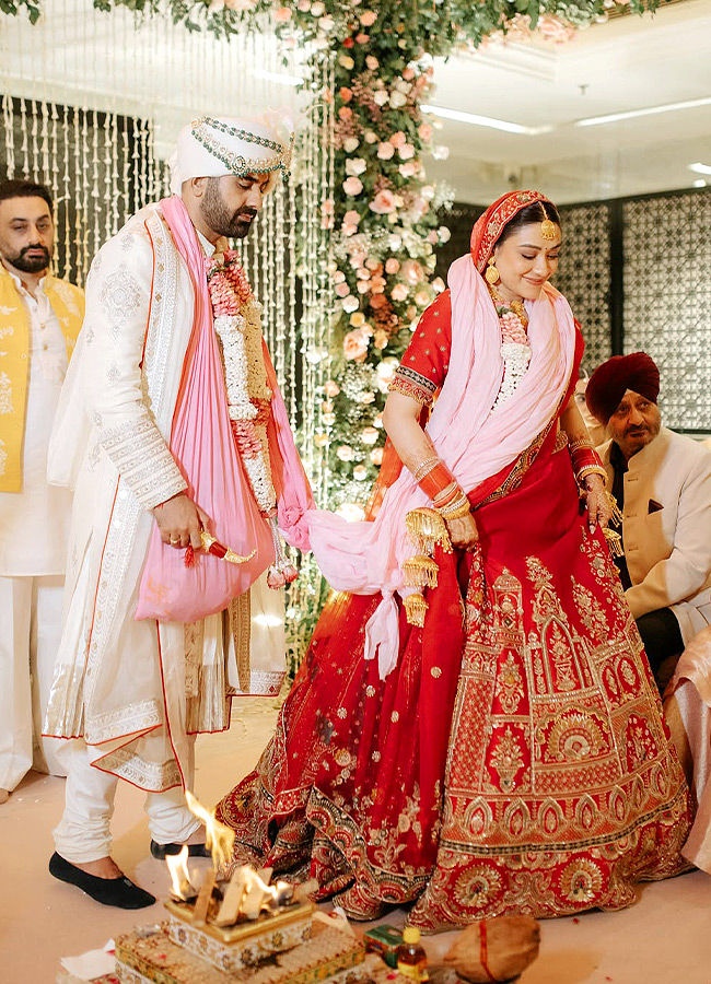 Anchal_20Singh_20_284_29.jpg 4
