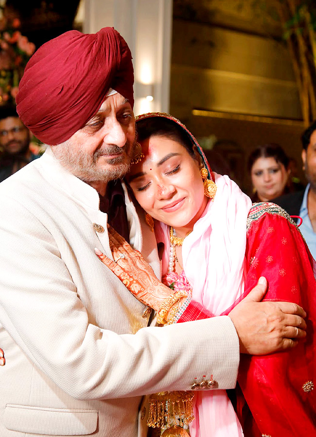 Anchal_20Singh_20_287_29.jpg 7