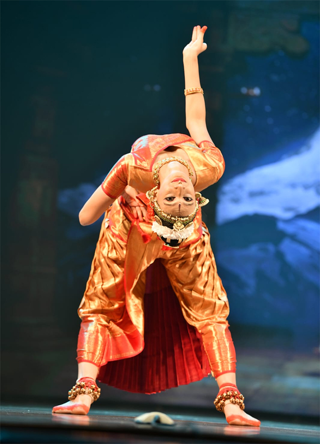 Dhanya_20Prasad_20Kuchipudi_20performance_20at_20Shilpakala_20Vedika__20_282_29.jpg 2