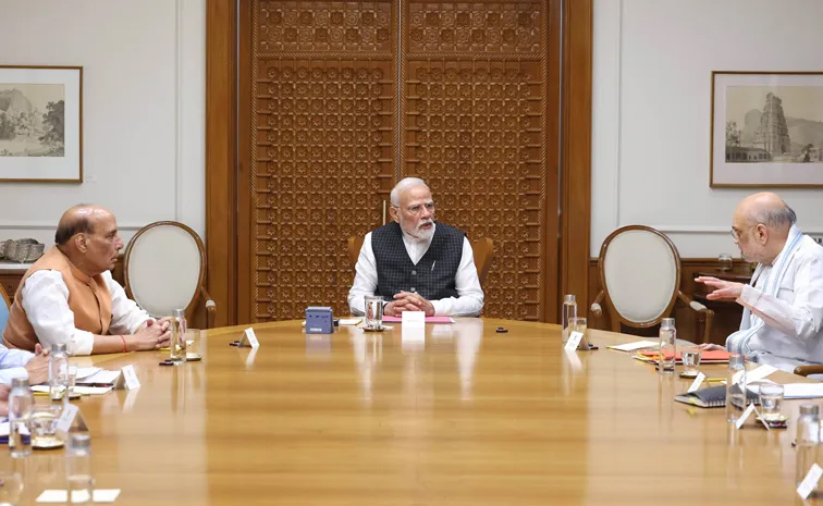 PM-Modi-To-Ministers.jpg