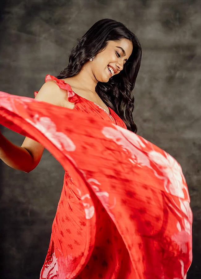 Sri_20Gouri_20Priya_20_2815_29.jpg 15