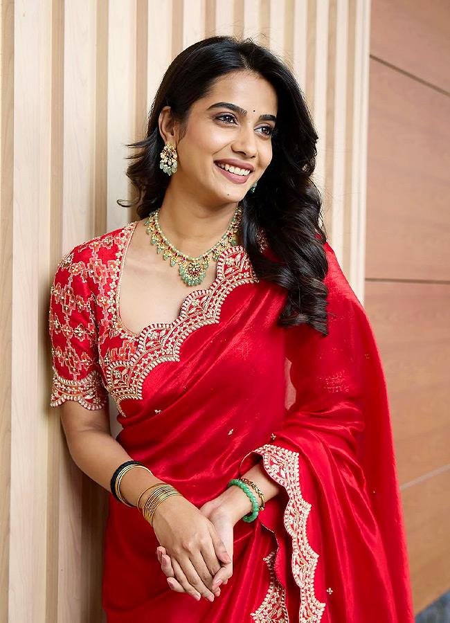 Sri_20Gouri_20Priya_20_286_29.jpg 7