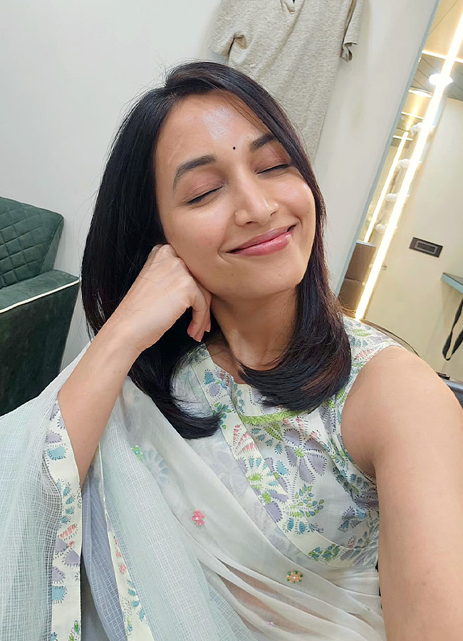 Srinidhi_20Shetty_20_287_29.jpg 7