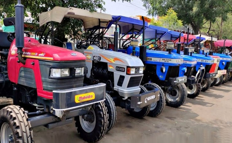 Tractor-Sales-.jpg
