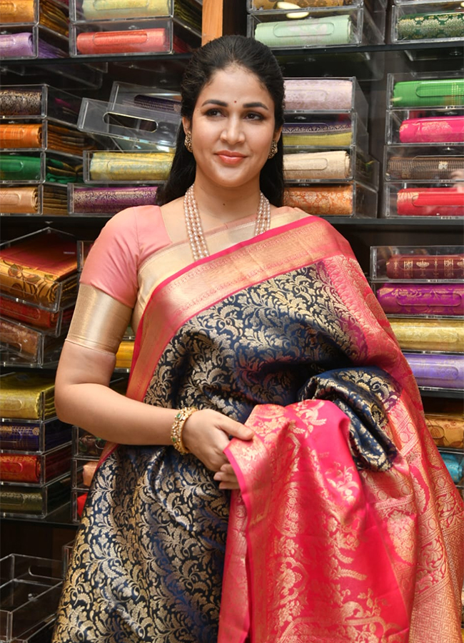 Lavanya_20Tripathi_20Kukatpally_20Hyderabad_20HD_20Photos__20_2814_29.jpg 14