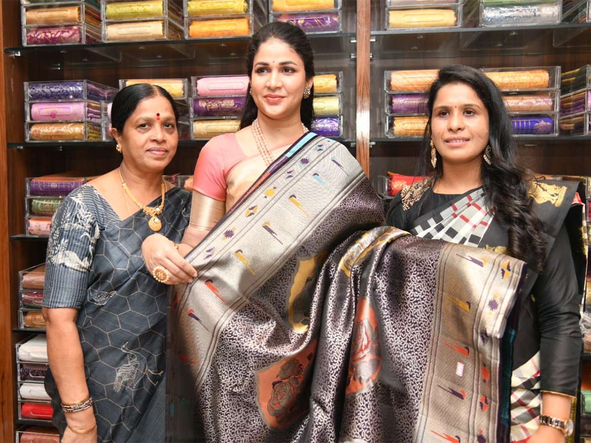Lavanya_20Tripathi_20Kukatpally_20Hyderabad_20HD_20Photos__20_283_29.jpg 3