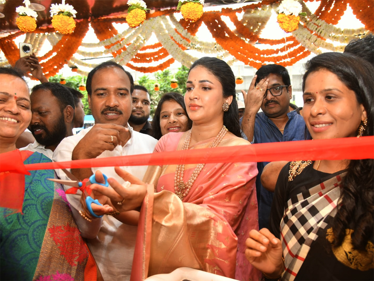 Lavanya_20Tripathi_20Kukatpally_20Hyderabad_20HD_20Photos__20_284_29.jpg 4