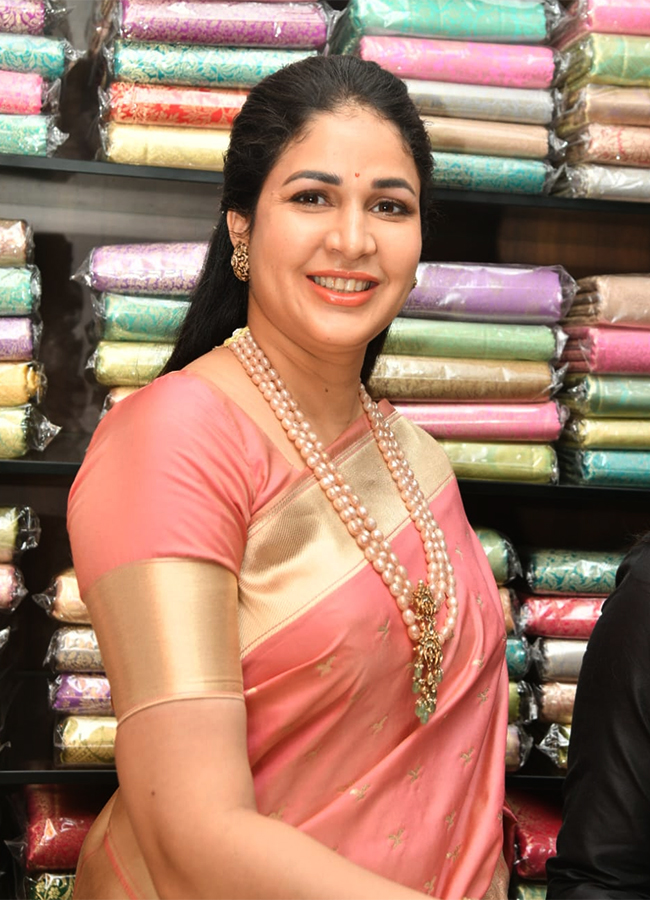 Lavanya_20Tripathi_20Kukatpally_20Hyderabad_20HD_20Photos__20_289_29.jpg 9