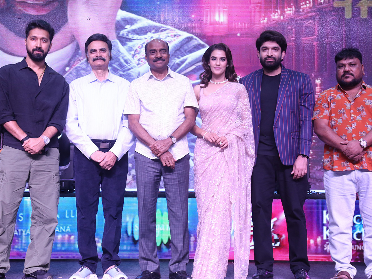 Nenu_20Ready_20Movie_20Konchem_20Konchem_20Song_20Launch_20Photos__20_2810_29.jpg 10