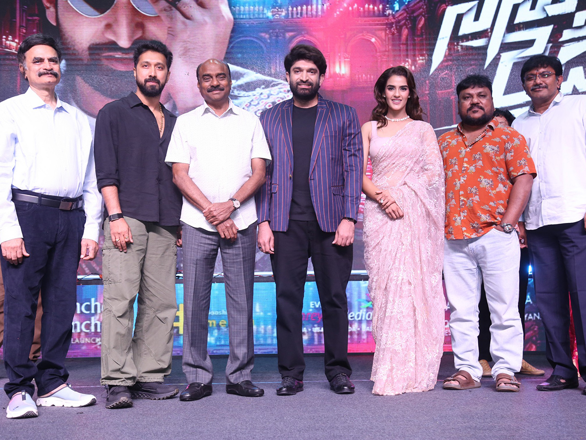 Nenu_20Ready_20Movie_20Konchem_20Konchem_20Song_20Launch_20Photos__20_2813_29.jpg 13