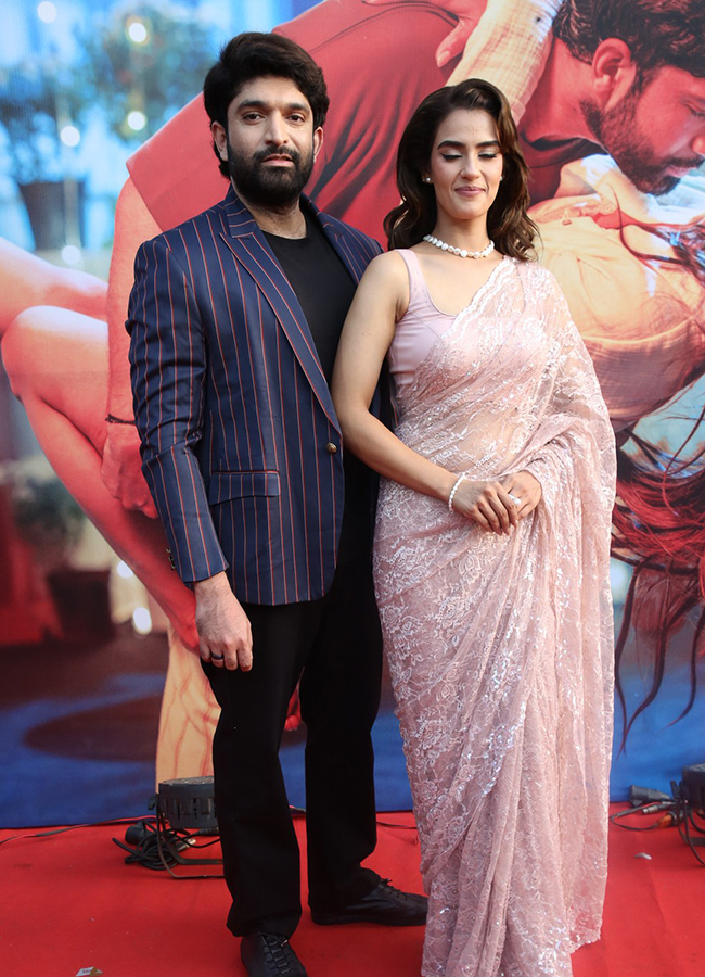 Nenu_20Ready_20Movie_20Konchem_20Konchem_20Song_20Launch_20Photos__20_2814_29.jpg 14