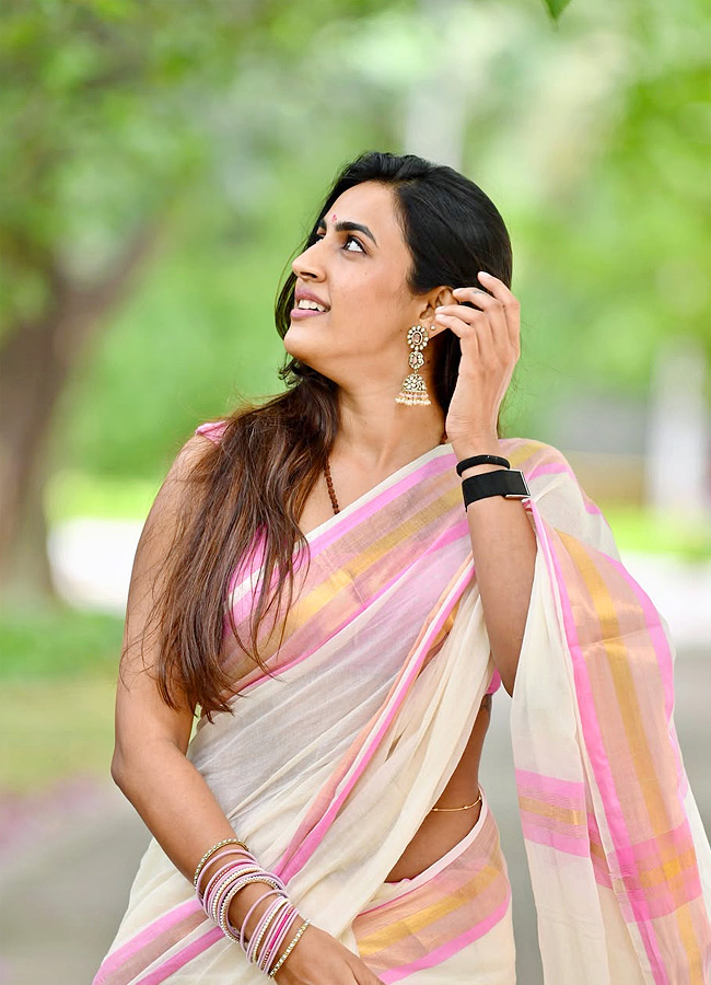 Niharika_20Konidela_20_283_29.jpg 3