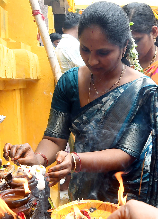 Tholi_20Ekadasi_20_2810_29_3.jpg 10