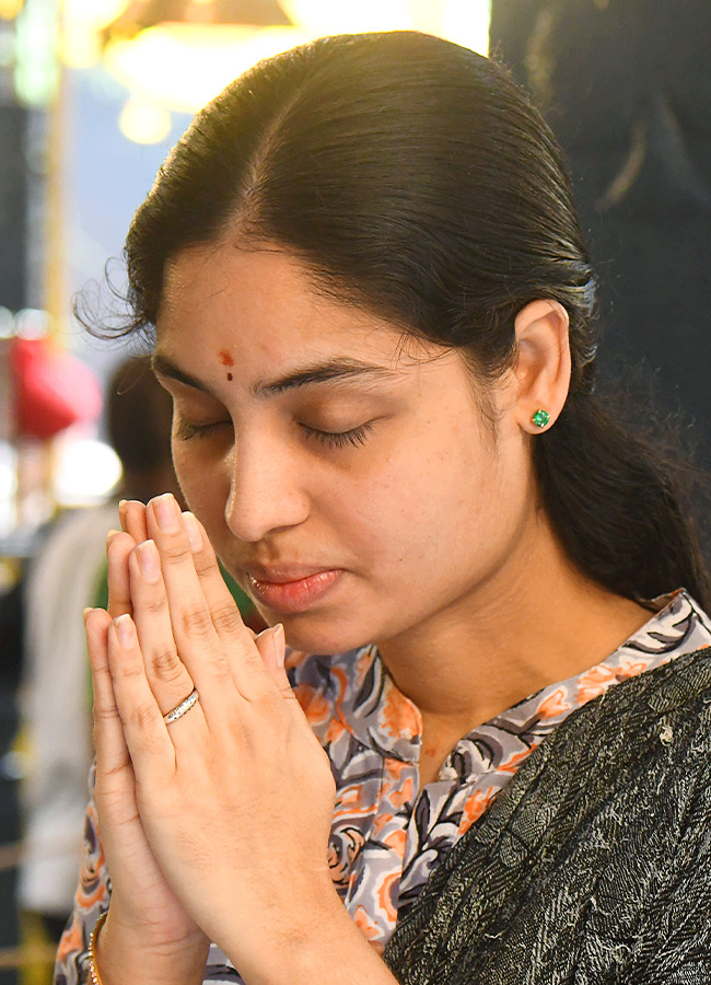 Tholi_20Ekadasi_20_2811_29_3.jpg 11