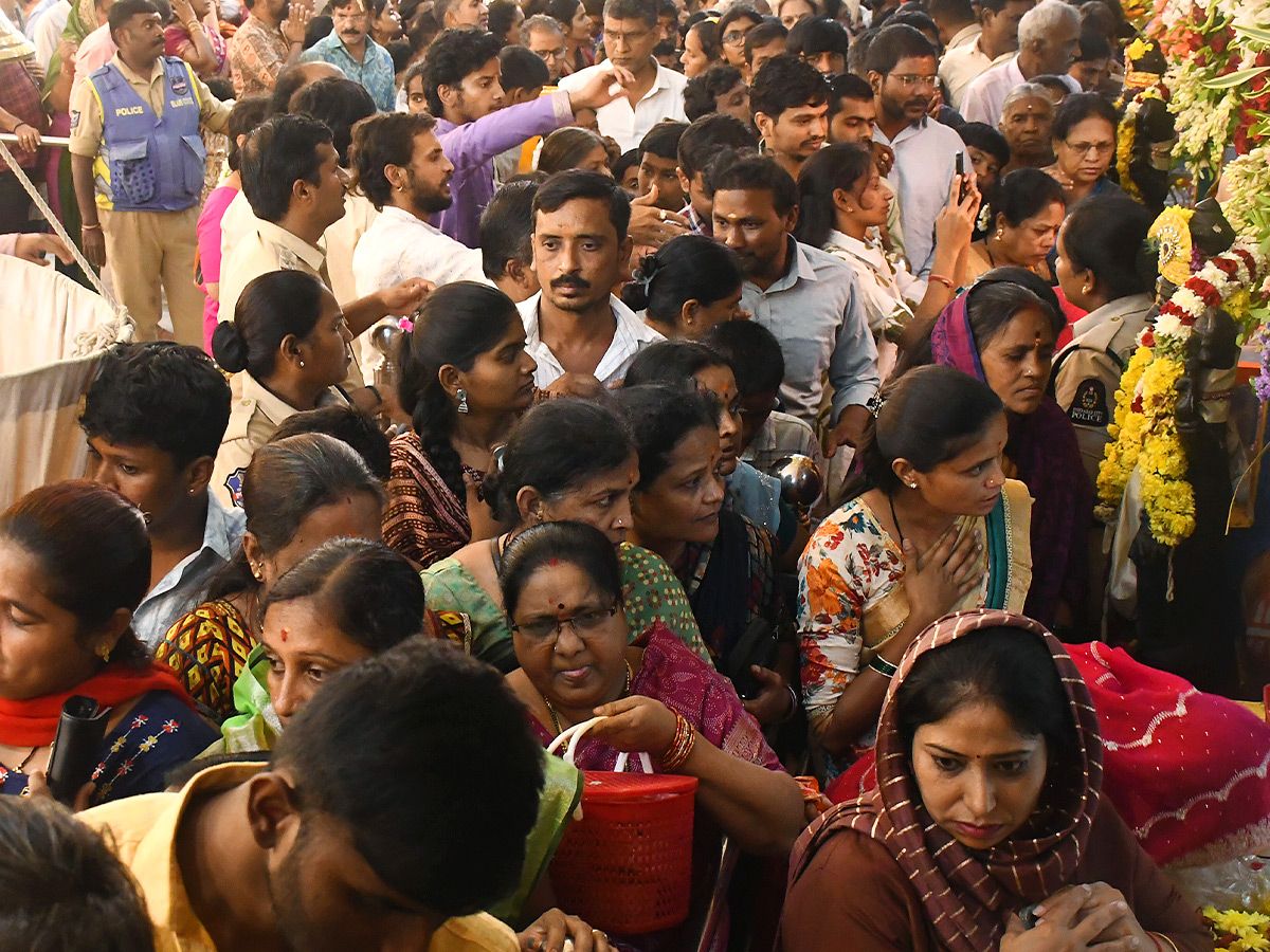 Tholi_20Ekadasi_20_285_29_5.jpg 5