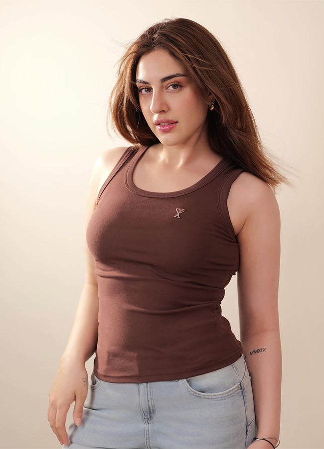Arshdeep_20Singh_20Confirms_20Relationship_20With_20Girlfriend_20Samreen_20Kaur_2C_20Unseen_20Photos_20Trending__20_2810_29.jpg 10