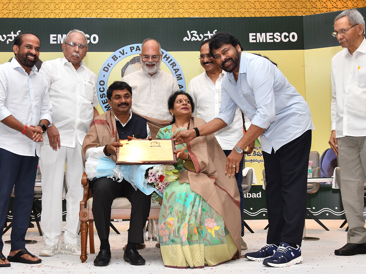 Chiranjeevi_20Speech_20about_20Satish_20Reddy_20at_20at_20BV_20Pattabhiram_20Award__20_281_29.jpg 1