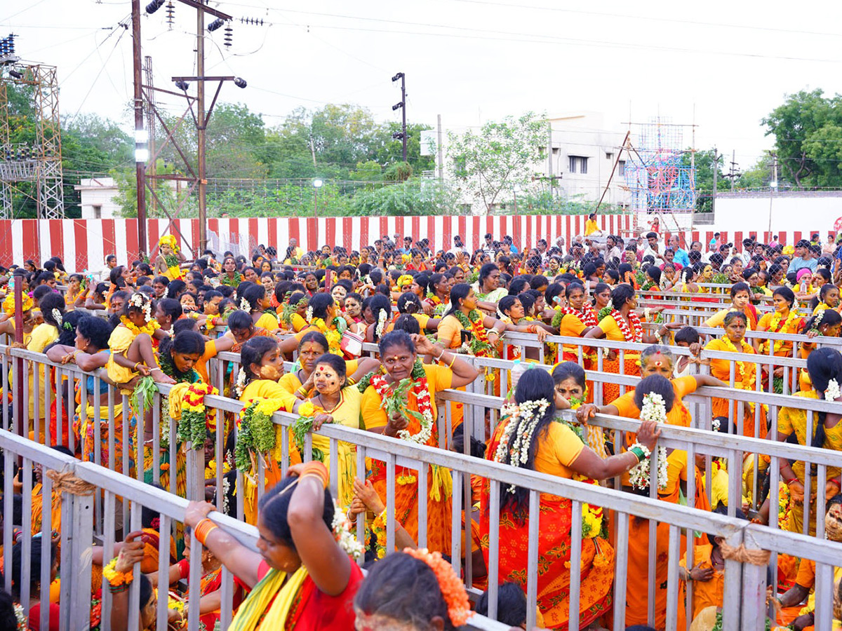 Dharmaraja_20Swamy_20Brahmotsavam_20Held_20Grandly_20In_20Srikalahasti__20_2821_29_0.jpg 21
