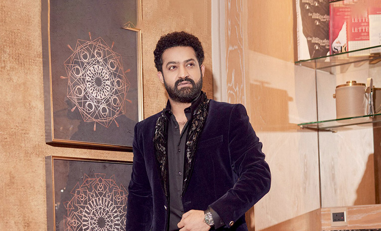 Jr-NTR-Suffers-Injured-Team-Says-_26_23039_3BHis-Condition-Is-Stable.jpg222.jpg