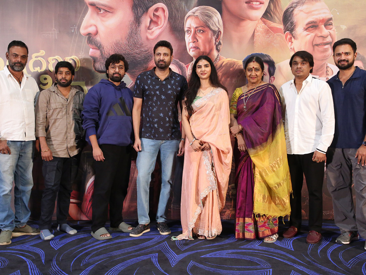 MAHENDRAGIRI_20VARAHI_20Teaser_20Launch_20Event_20HD_20Photos__20_2812_29.jpg 12