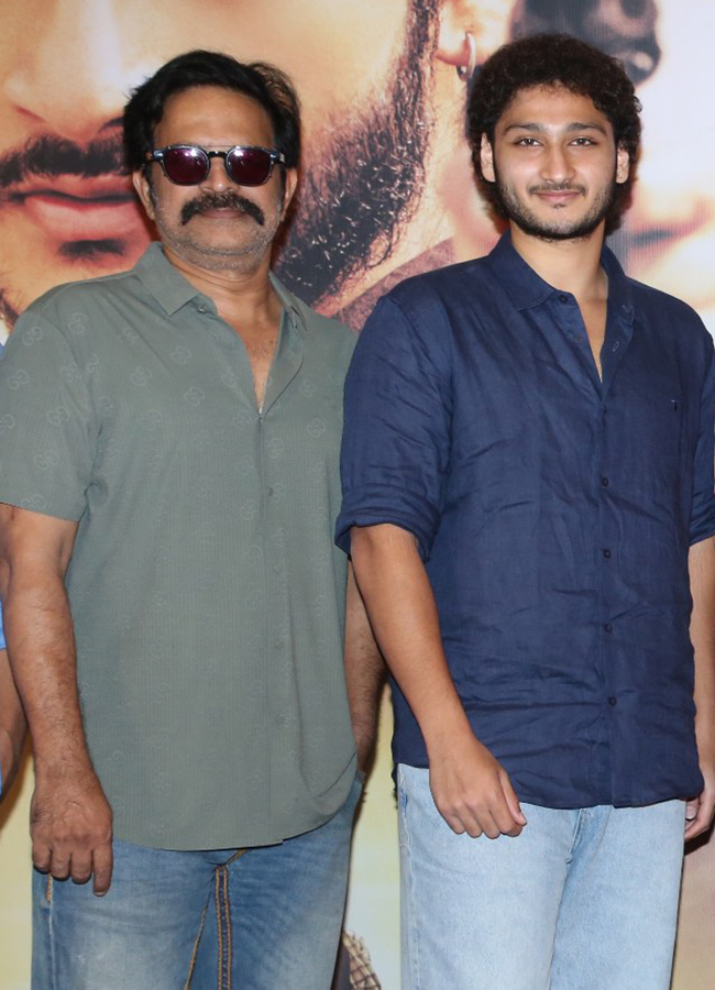 Srinivasa_20Mangapuram_20Release_20Press_20Meet_20HD_20Photos__20_2815_29.jpg 15