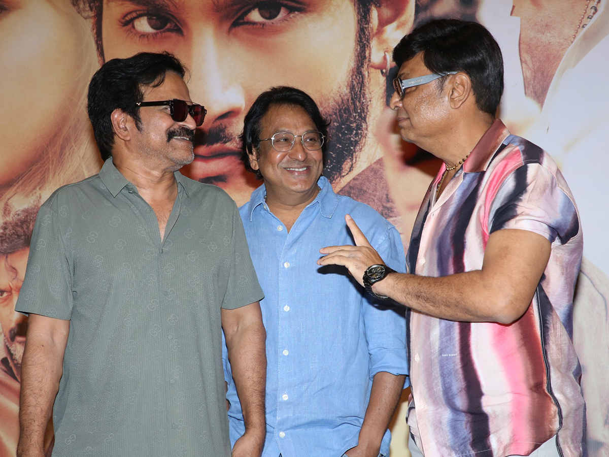 Srinivasa_20Mangapuram_20Release_20Press_20Meet_20HD_20Photos__20_286_29.jpg 6