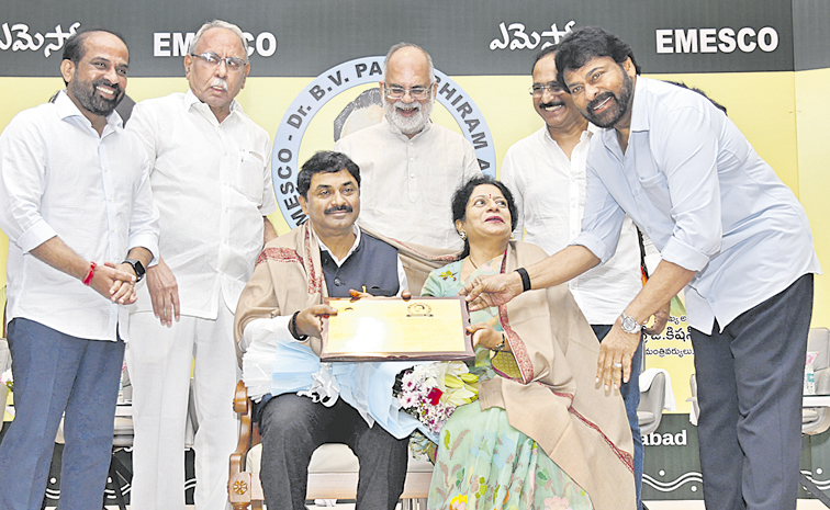 sathesh-1.jpg