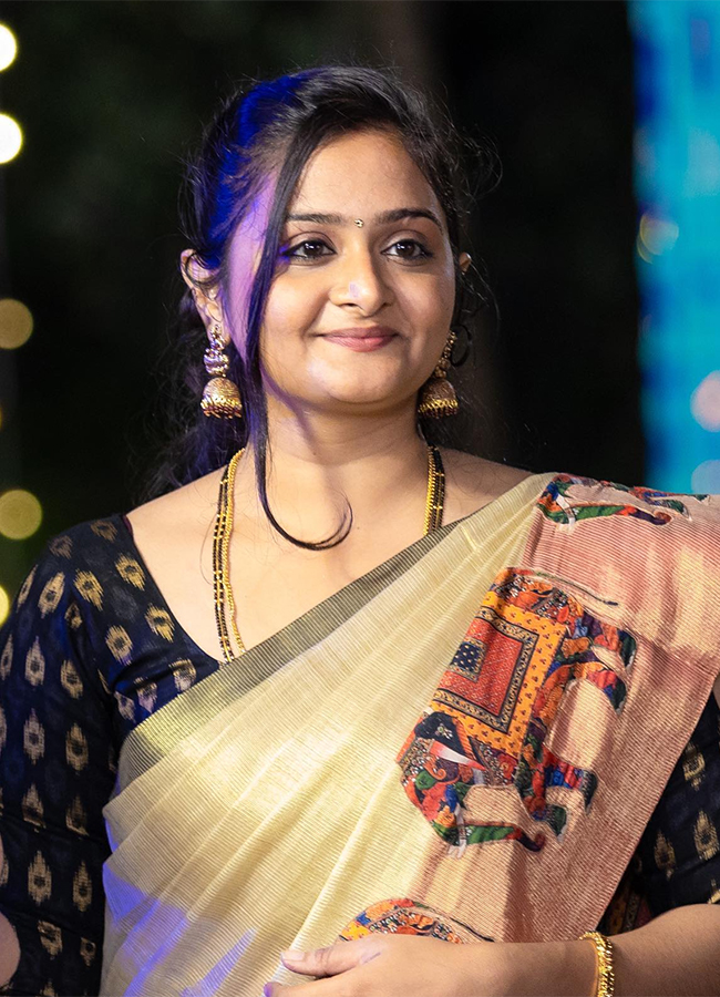 Chandramukhi_20Child_20Actress_20Praharshitha_20Srinivasan_20Stunning_20New_20Look_20Photos_20Trending__20_2815_29.jpg 15