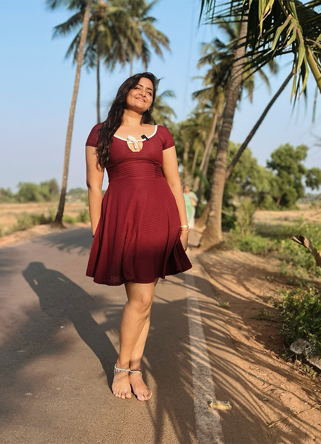 Chandramukhi_20Child_20Actress_20Praharshitha_20Srinivasan_20Stunning_20New_20Look_20Photos_20Trending__20_284_29.jpg 4