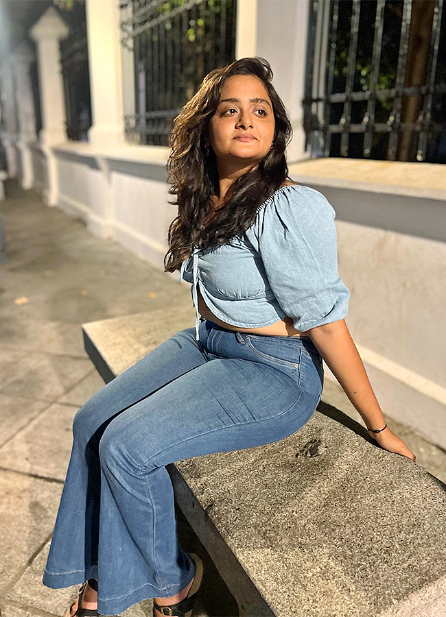 Chandramukhi_20Child_20Actress_20Praharshitha_20Srinivasan_20Stunning_20New_20Look_20Photos_20Trending__20_287_29.jpg 7