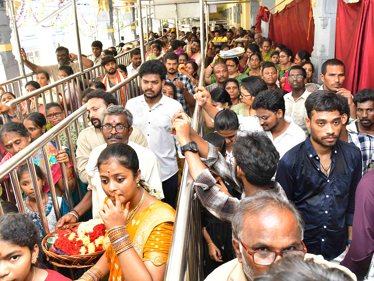 Devotional_20_20Shakambari_20Utsavam_20at_20Indrakeeladri_20in_20Vijayawada__20_2814_29.jpg 14