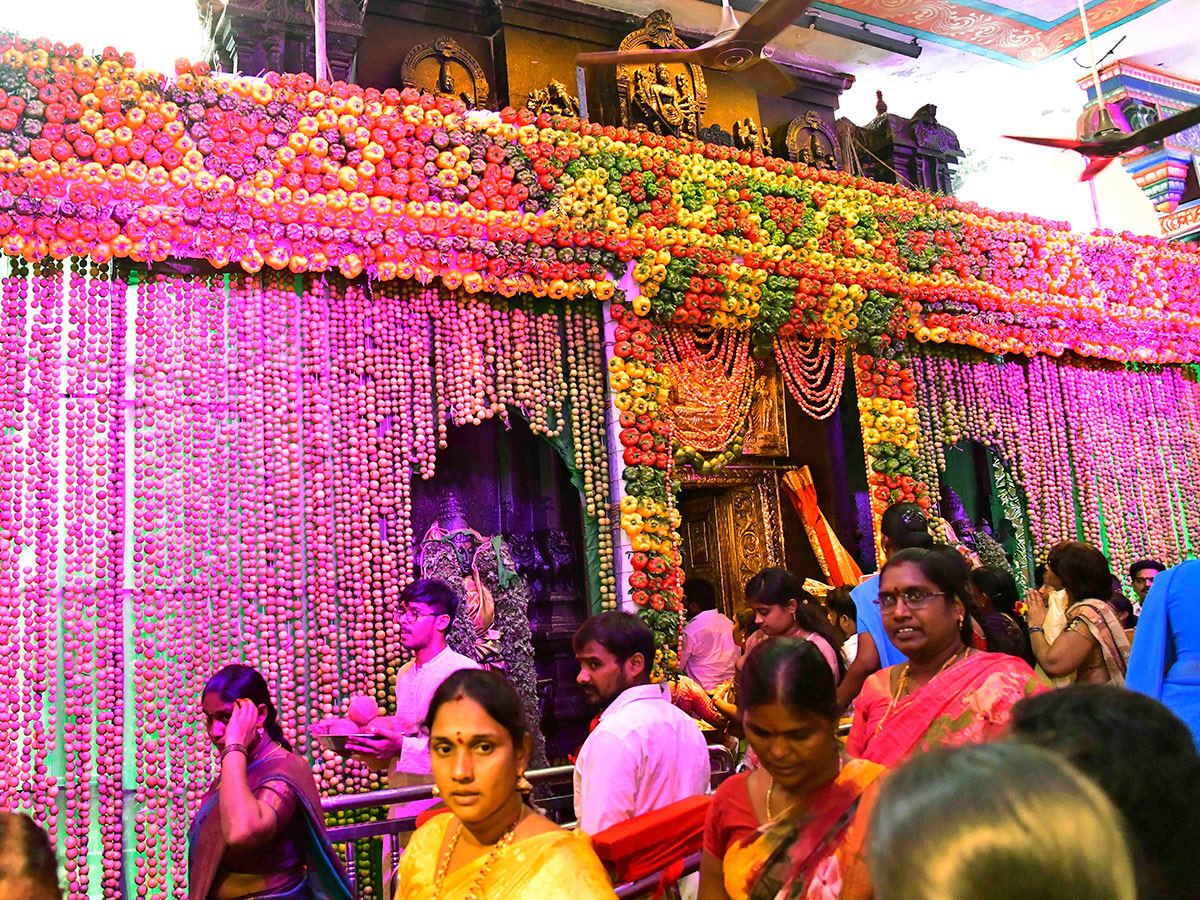 Devotional_20_20Shakambari_20Utsavam_20at_20Indrakeeladri_20in_20Vijayawada__20_2827_29.jpg 27