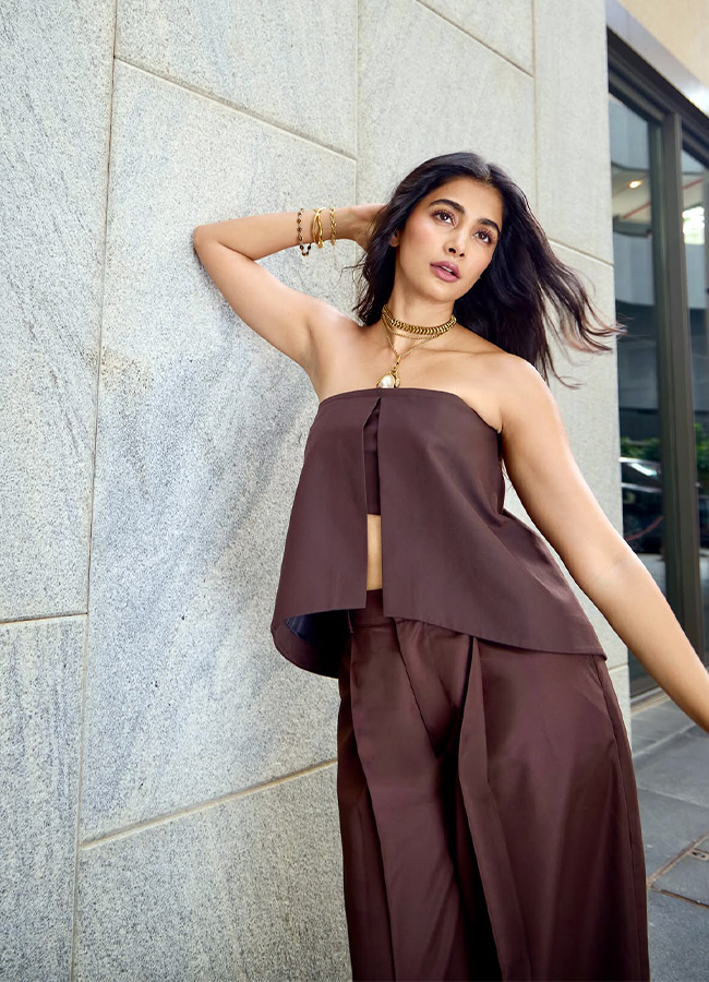 Pooja_20Hegde_20_284_29.jpg 4