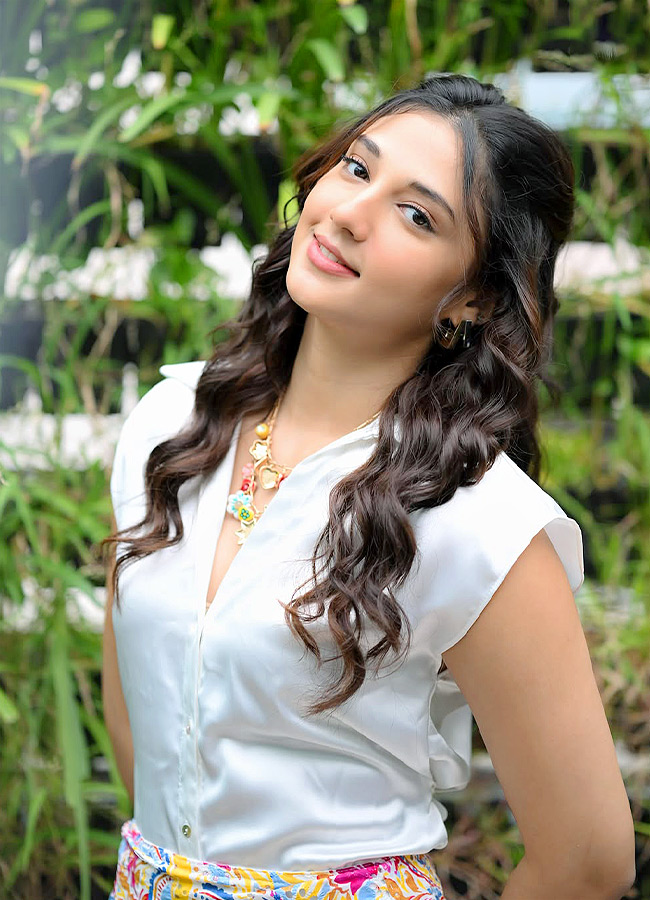 Ritika_20Nayak_20_2810_29.jpg 10