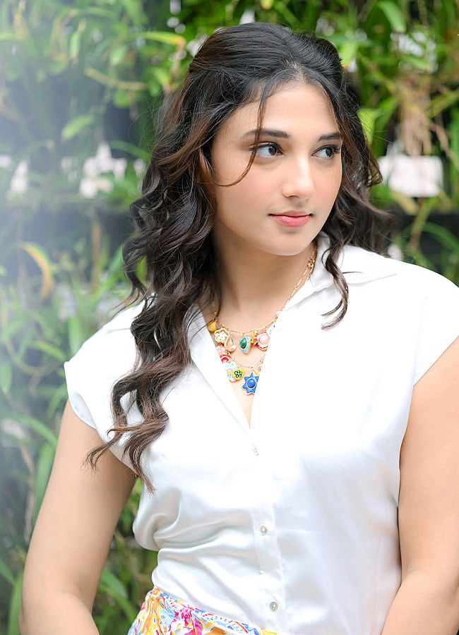 Ritika_20Nayak_20_286_29.jpg 6