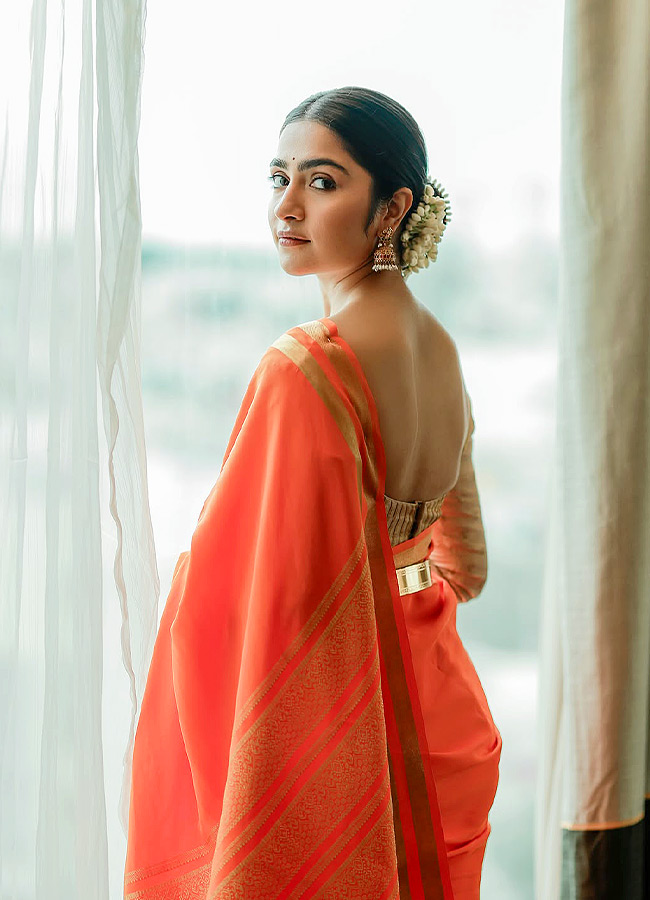Rukmini_20Vasanth_20_282_29.jpg 2