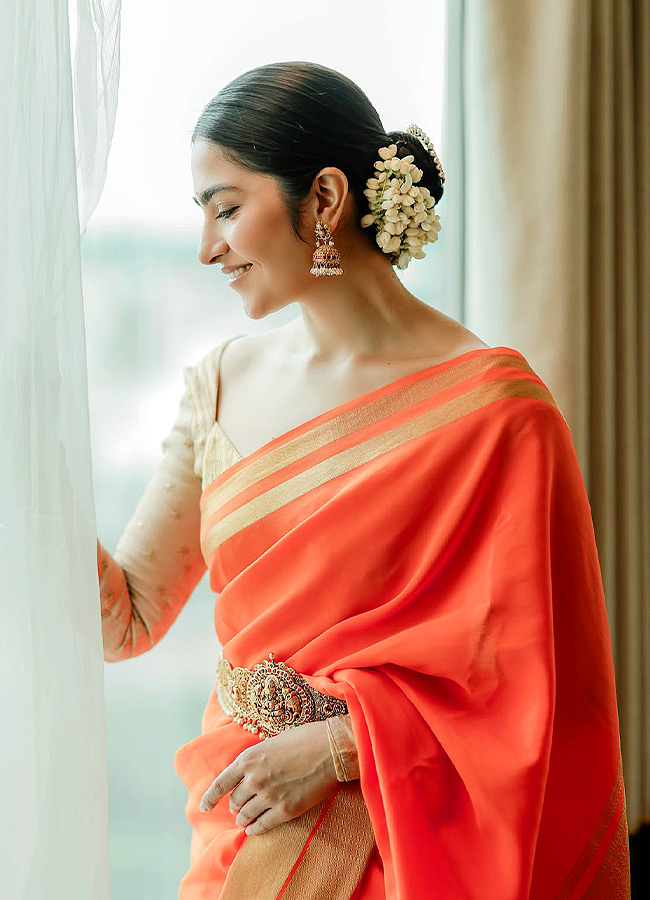 Rukmini_20Vasanth_20_283_29.jpg 3