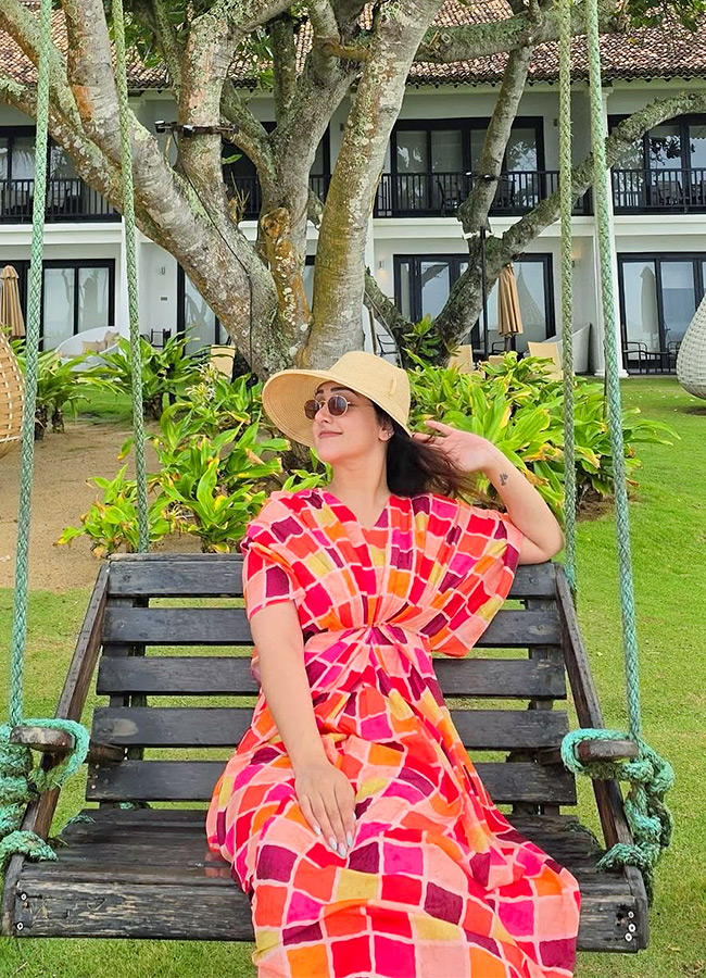 Sridevi_20Vijaykumar_20_288_29.jpg 8