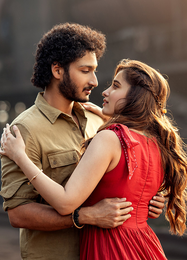 Srinivasa_20Mangapuram_20Moive_20HD_20Posters__20_2811_29.jpg 11