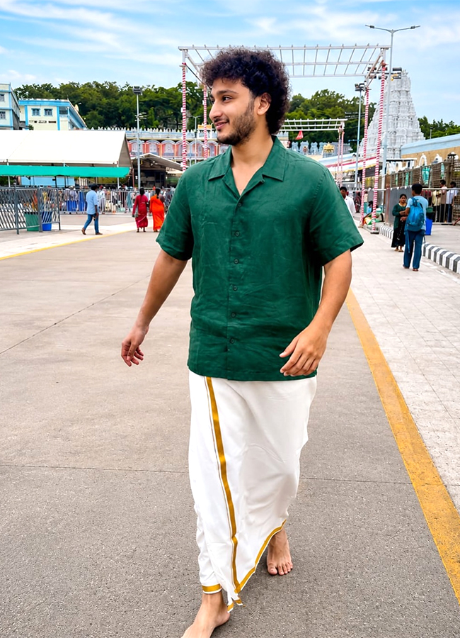 Actor_20Ghattamaneni_20Jayakrishna_20at_20Tirumala_20HD_20Photos__20_288_29.jpg 8