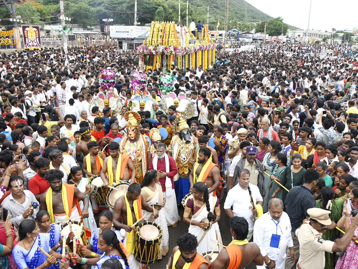 Devotional_20_20Simhachalam_20Giri_20Pradakshina_20Photo_20Galleryz_20_282_29.jpg 2
