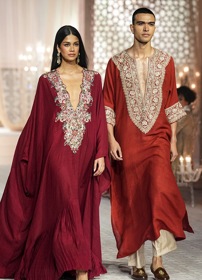 The_2019th_20edition_20Hyundai_20India_20Couture_20Week_202026__20_2825_29.jpg 25